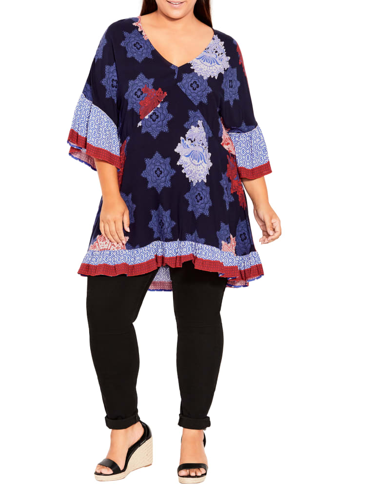 Front of a model wearing a size 14 Harper Border Tunic in Black / Cornflower Blue by avenue. | dia_product_style_image_id:209900